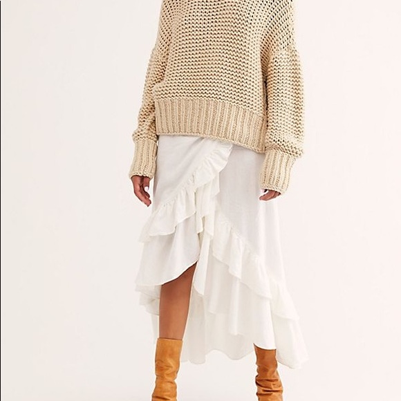 Free People Dresses & Skirts - NWOT Free People White Linen Ruffle Wrap Skirt